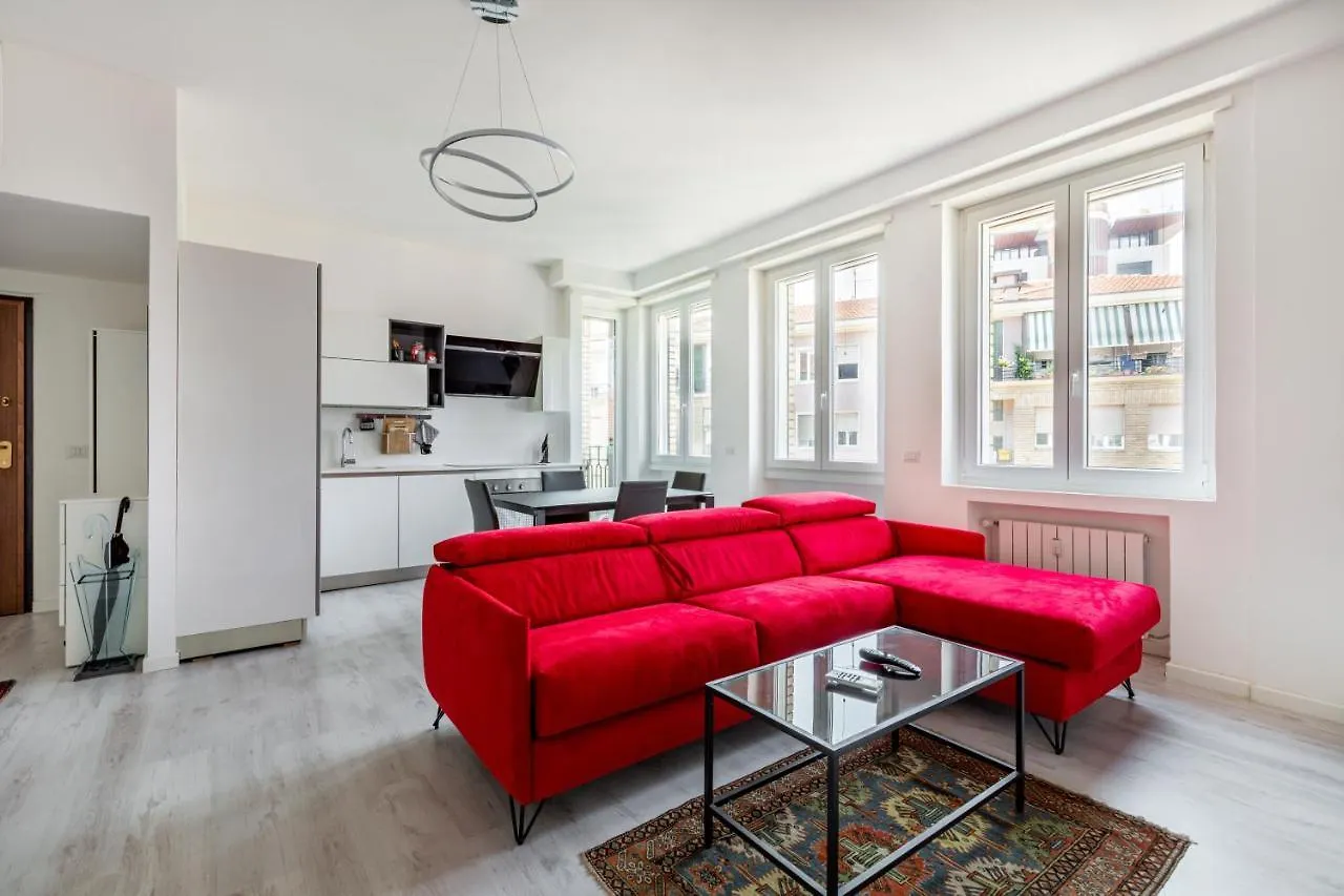 Garibaldi & Gae Aulenti Modern Apt With Private Parking! Милан 0*,